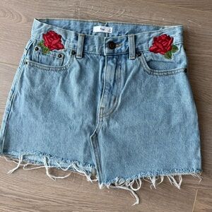 Aritzia TNA Jean Mini Skirt with Rose Patches